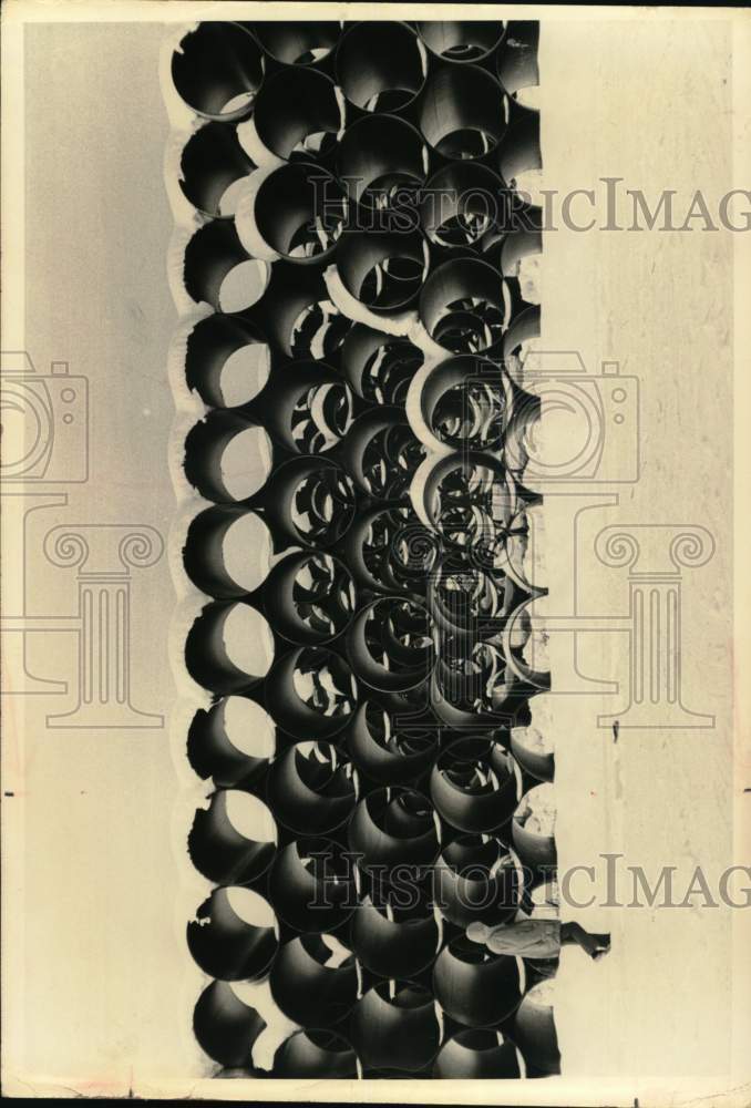Press Photo Alaska Pipeline, pipe section - sax18478
