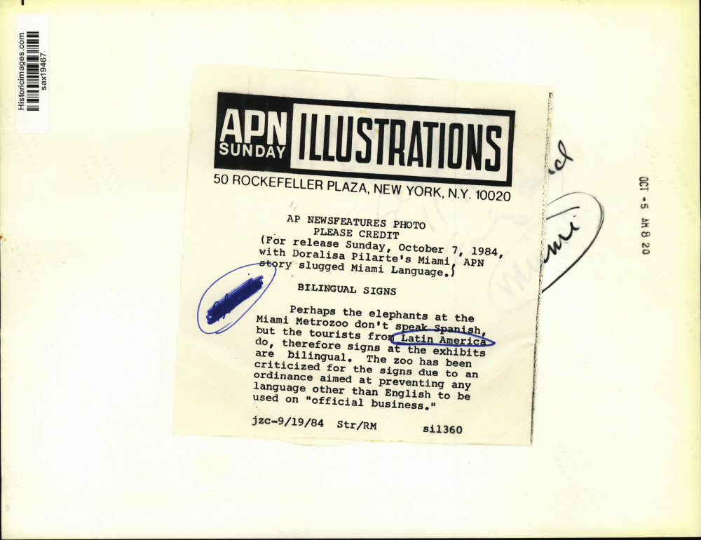 1984 Press Photo Asian Elephants on captivity at Miami Metrozoo - sax19467