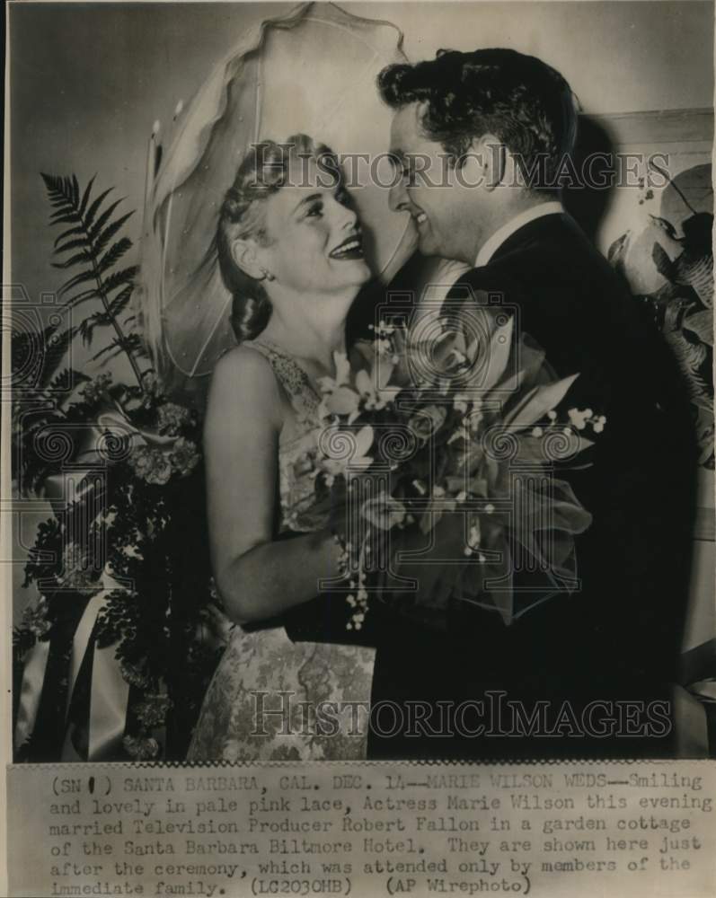 Press Photo Marie Wilson and Robert Fallon after wedding in Santa Barbara- Historic Images