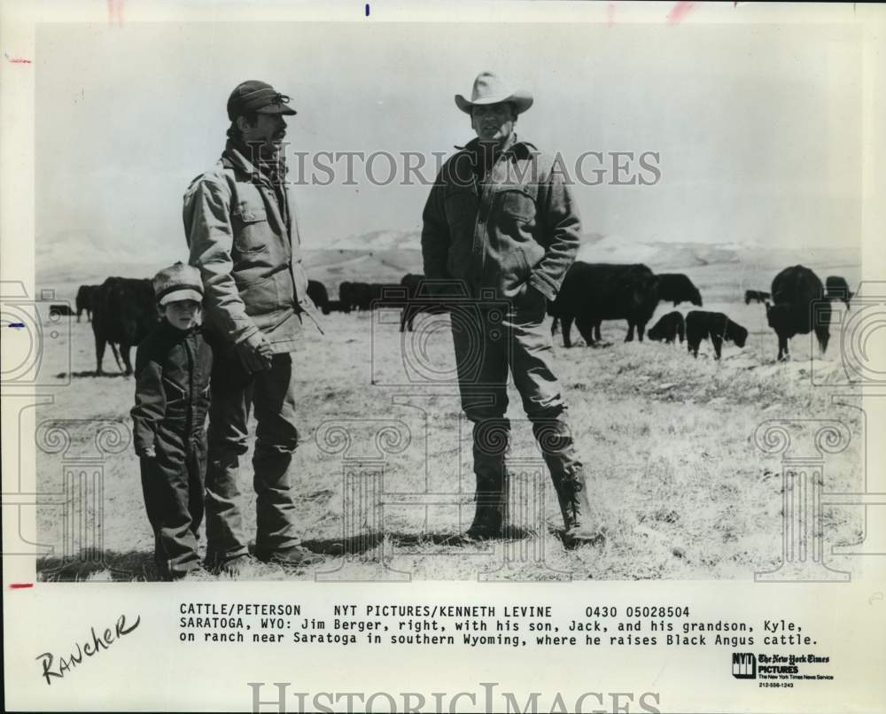 Press Photo Jim Berger &amp; son Jack, grandson Kyle on ranch in southern Wyoming- Historic Images