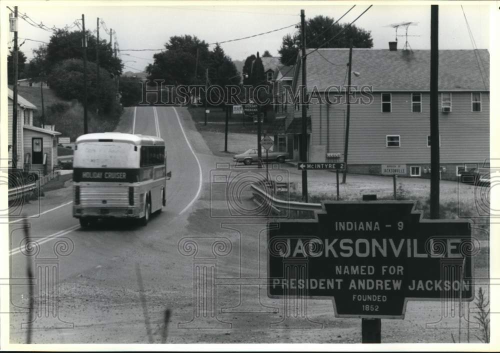 1989 Press Photo Nearly deserted town of Jacksonville, Pennsylvania - sax21550- Historic Images