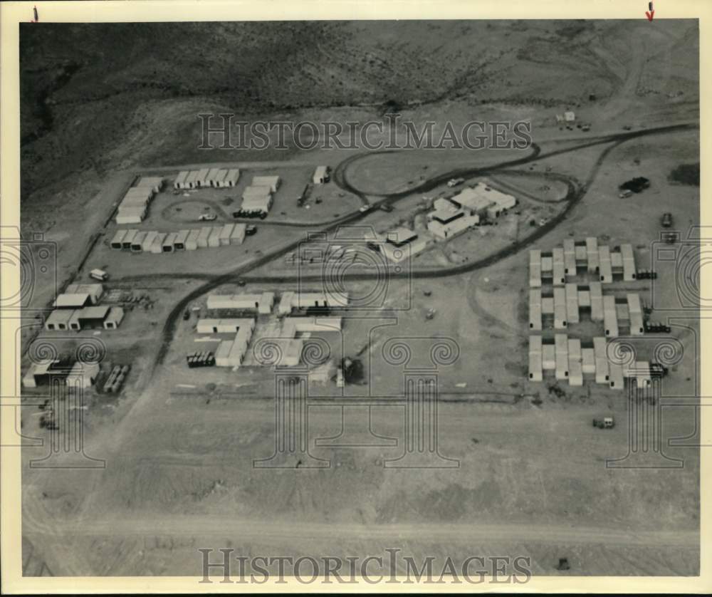 1975 Press Photo Peace-monitoring system between Egypt &amp; Israel in Sinai Desert- Historic Images