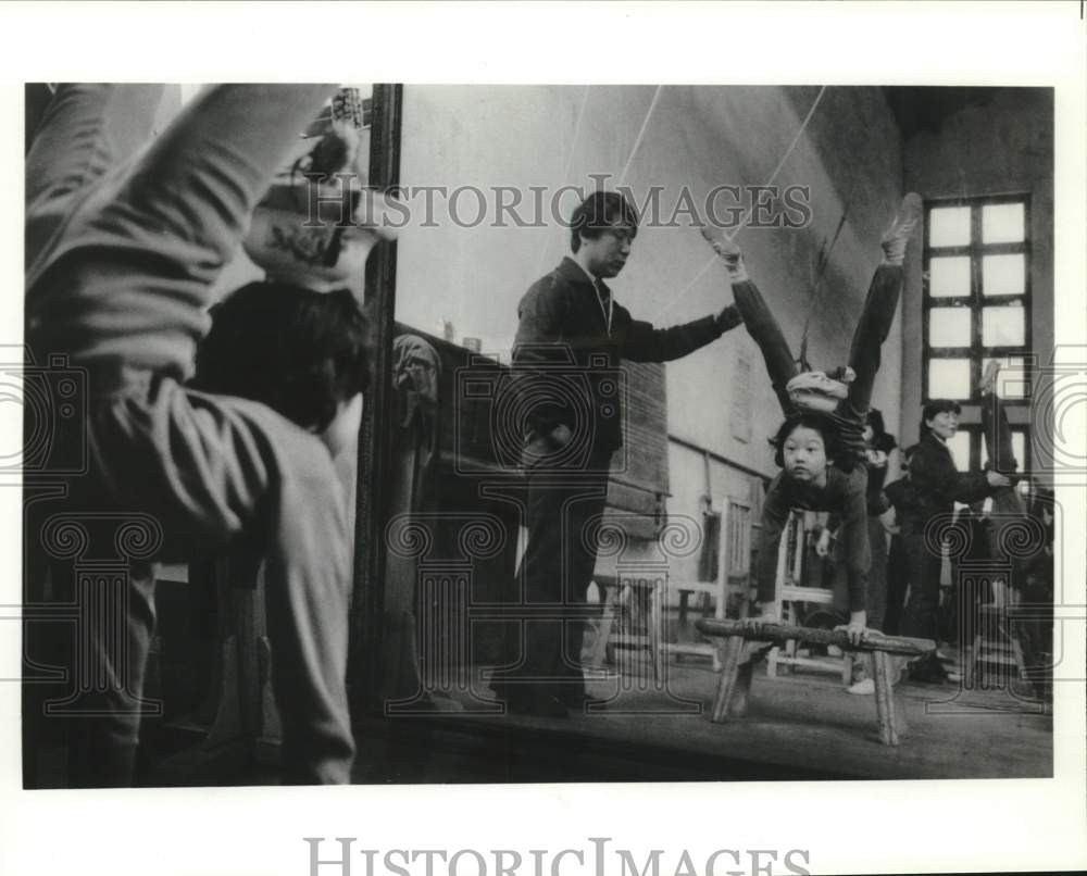 Press Photo Students practice at the Acrobatic Training Center in Shanghai- Historic Images