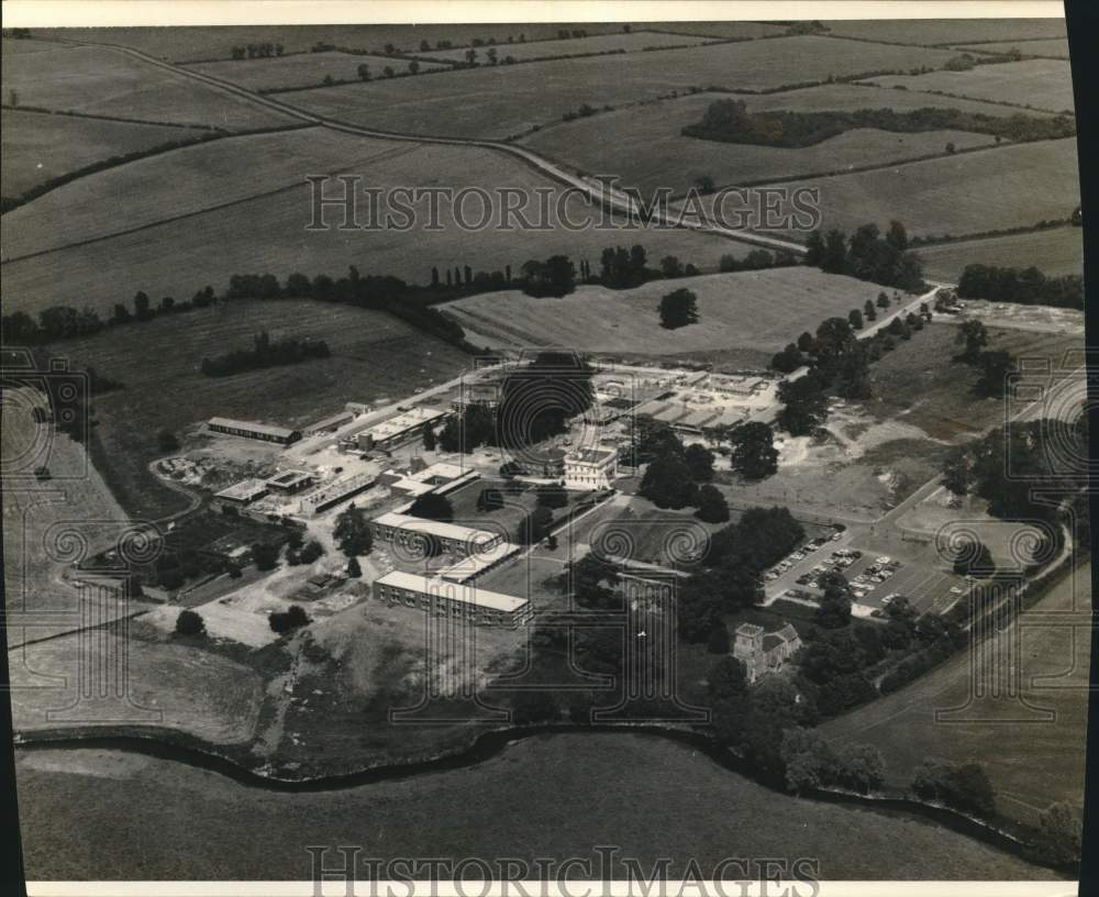 1970 Press Photo An Aerial view of Britain's Open University admin. buildings- Historic Images