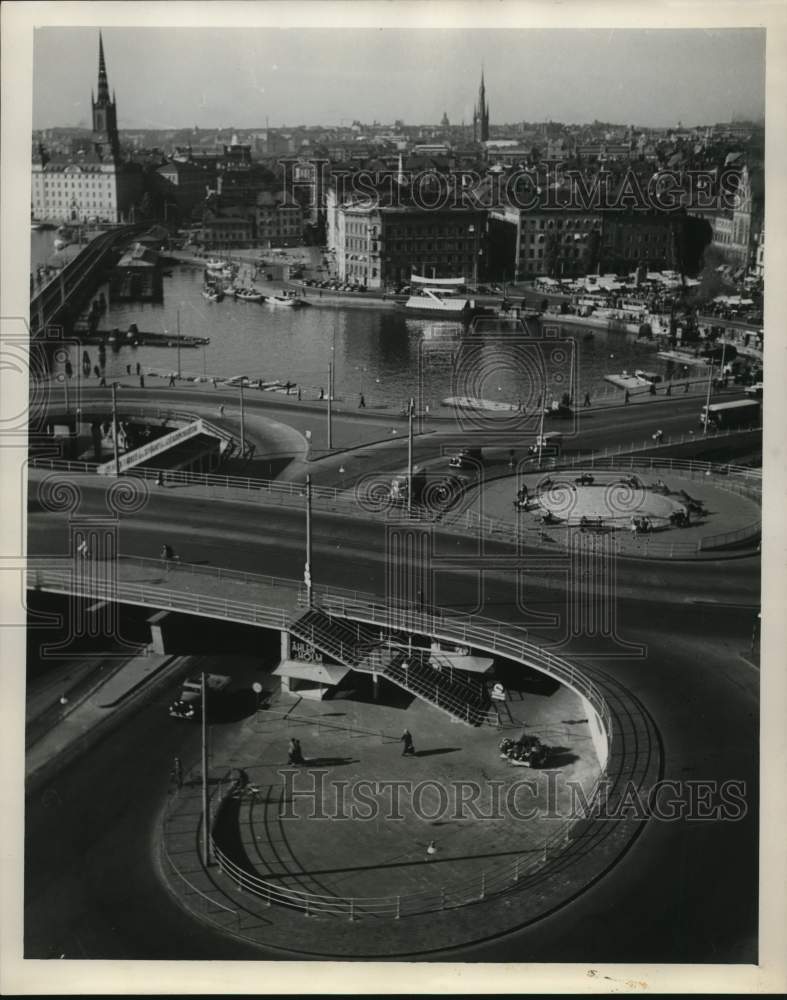 Press Photo View of Parliament building in London - sax24739- Historic Images