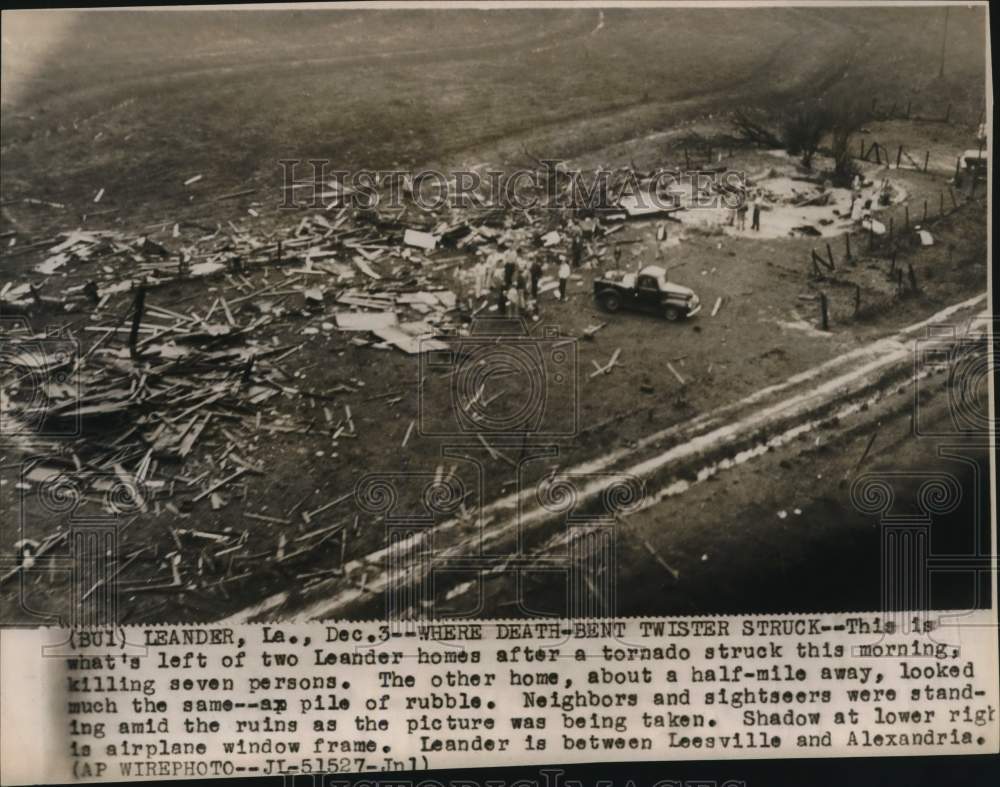 Press Photo Two houses destroyed by a tornado in Leander, Louisiana - sax25911- Historic Images