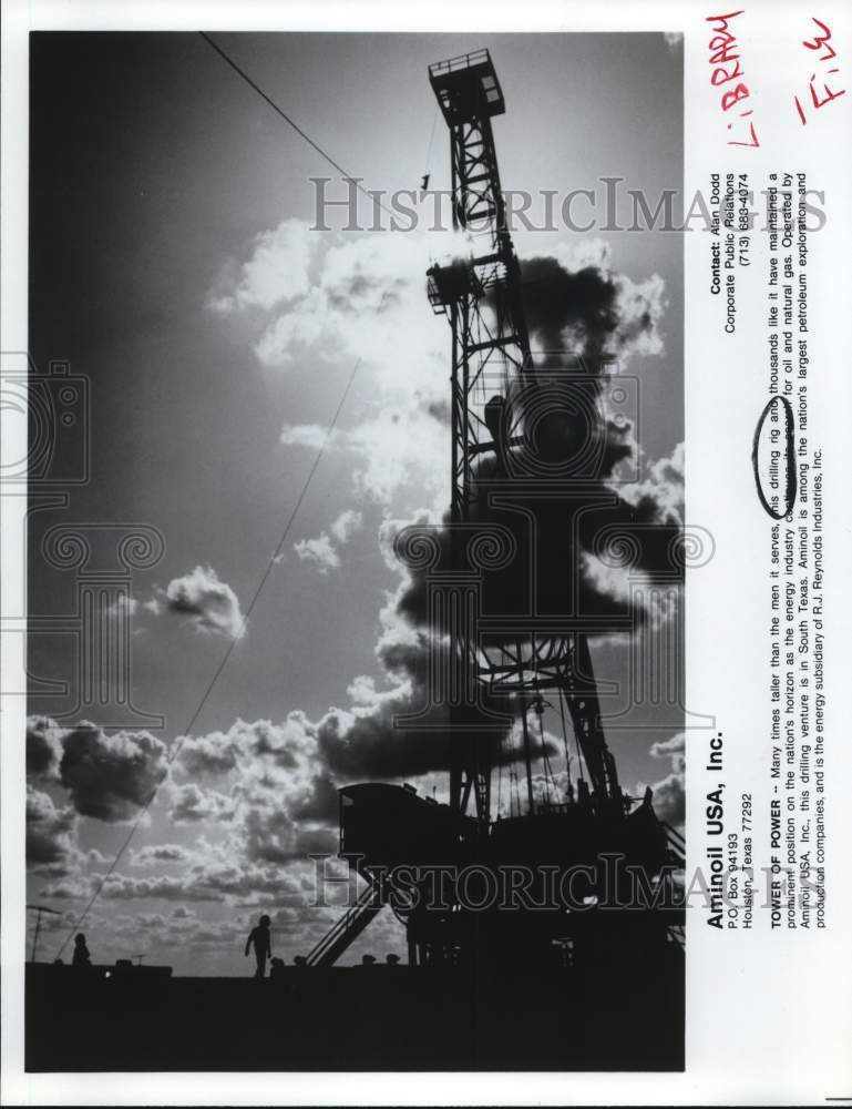 Press Photo R.J. Reynold's Aminoil USA, Incorporated Drilling Rig in Texas- Historic Images