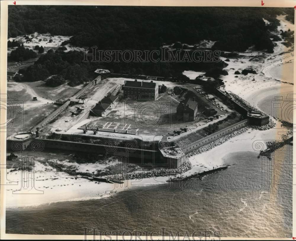 1975 Press Photo An aerial view of Fort Clinch in Florida - sax27122- Historic Images