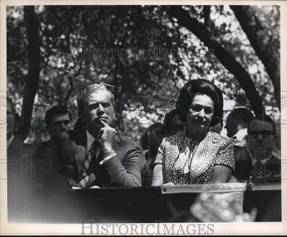 Press Photo Mrs. Johnson and Ben Barnes at Lyndon B. Johnson Park Dedication- Historic Images