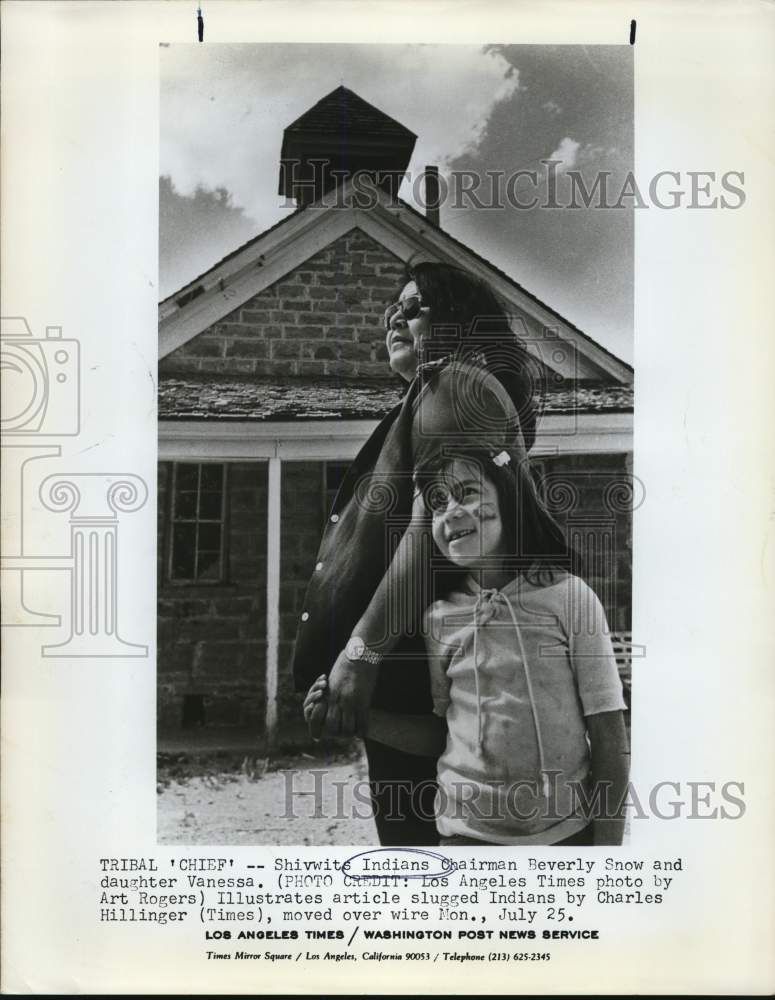 Press Photo Shivwits Indians Chairman Beverly Snow and daughter Vanessa- Historic Images