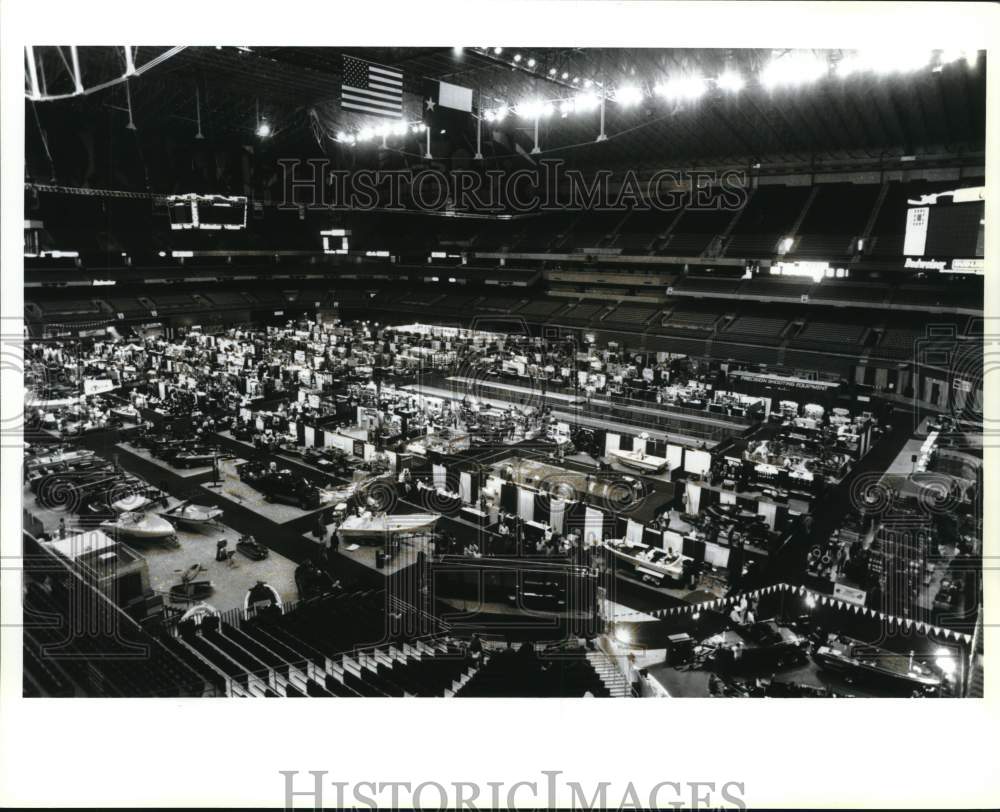 1994 Press Photo International Sportsmen&#39;s Exposition/Game Coin Convention- Historic Images