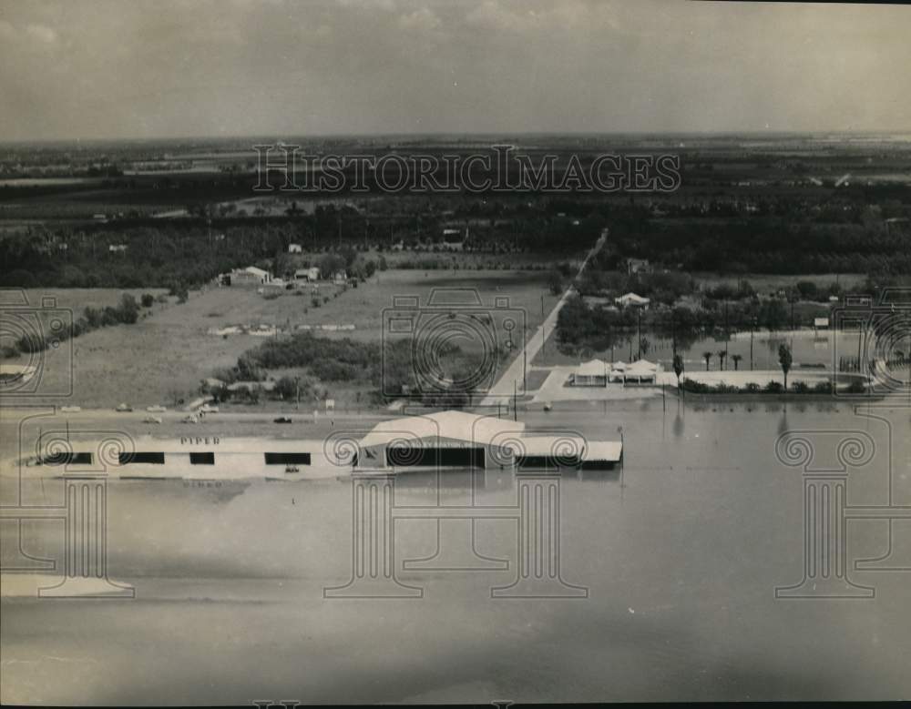 1967 Press Photo Aerial View of Flood Waters from Hurricane Beulah in McAllen- Historic Images