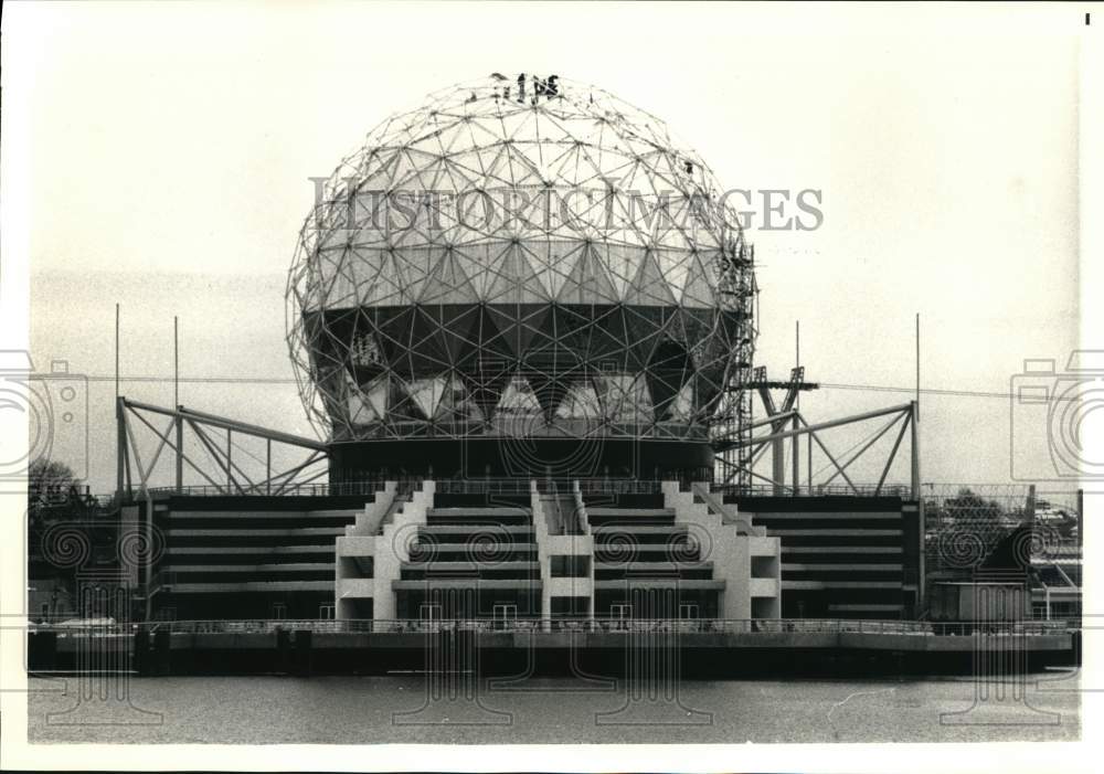 1986 Press Photo Construction of Geodesic Dome at Expo in Vancouver, B.C.- Historic Images