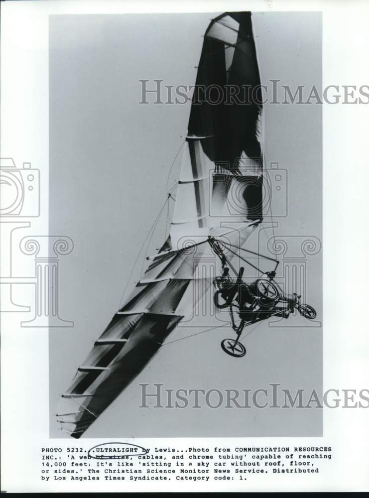 Press Photo Ultralight Flying Machine - sax30452