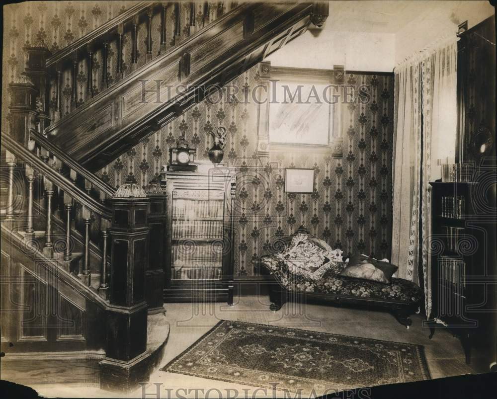 Press Photo Stairway in the Governor's Mansion, Austin, Texas - sax32410- Historic Images