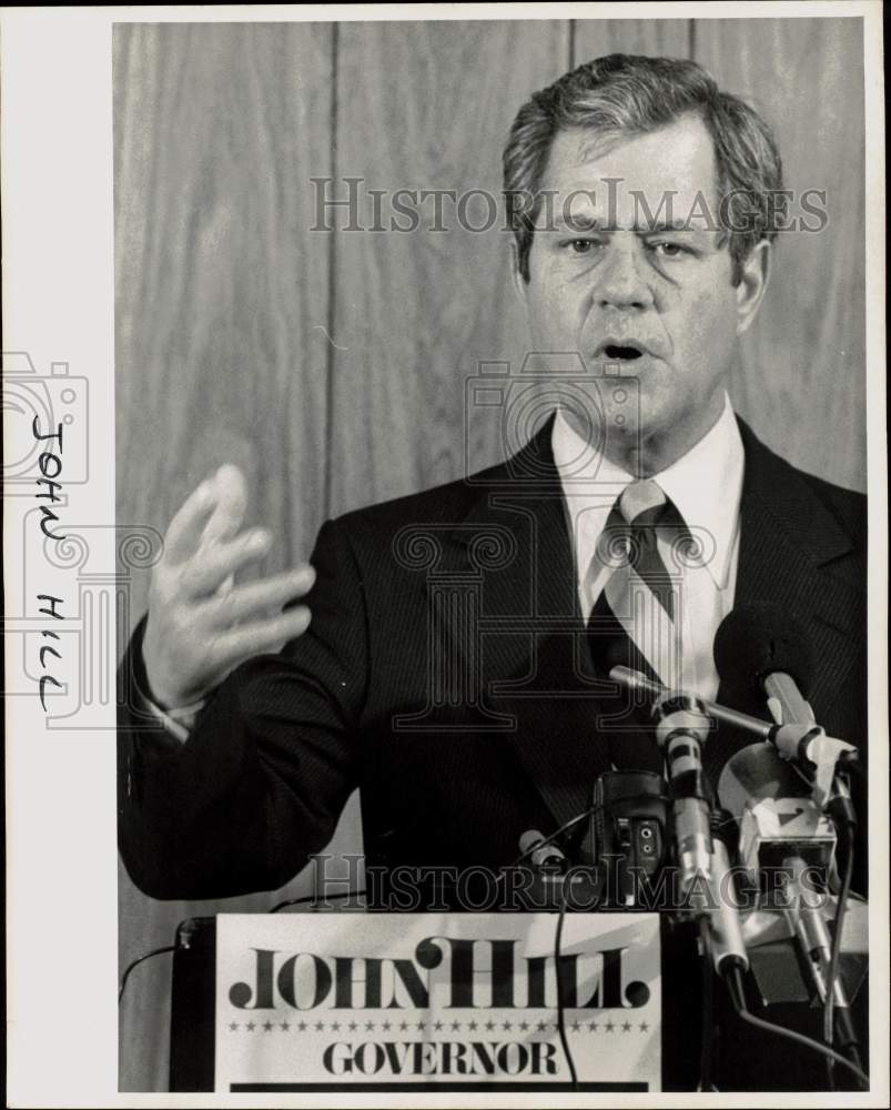 Press Photo Governor John Hill of Texas Speaking from Podium - sax33188- Historic Images