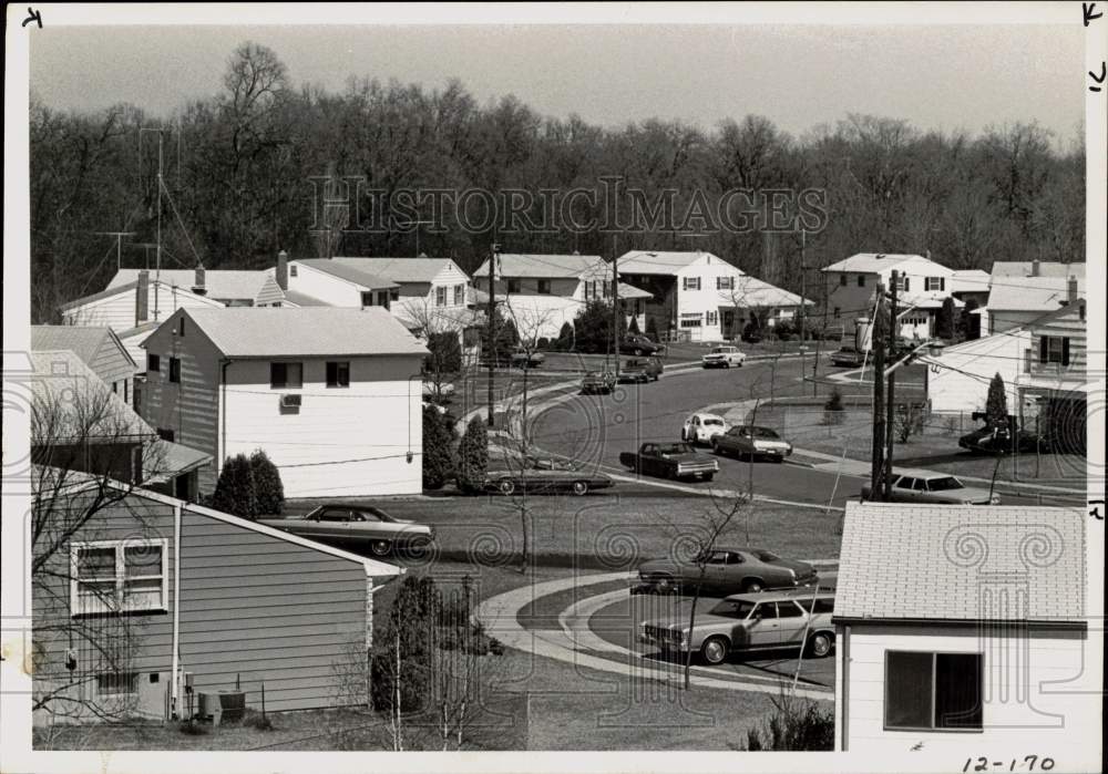1970 Press Photo Homes in Edison subdivision, New Jersey - sax34216- Historic Images