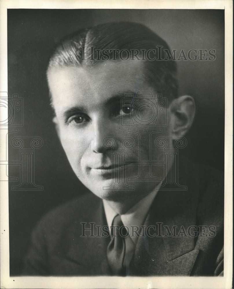 1943 Press Photo Lloyd Statton, Pres.of Associated Press Ltd witnessed Teheran.- Historic Images