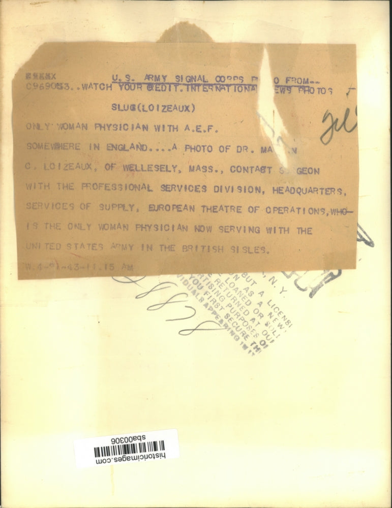 1943 Press Photo Dr Marian Loizeaux only woman physician with AEF - sba00306