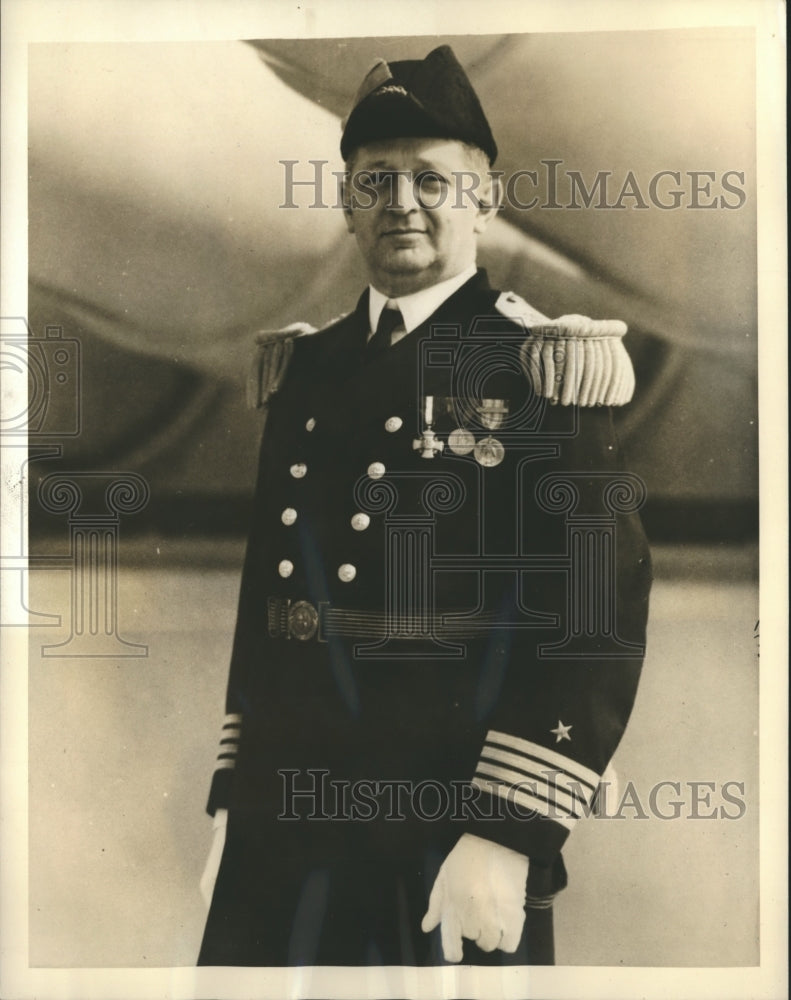 1940 Press Photo Captain Henry K. Hewitt heads to new post at Canal Zone