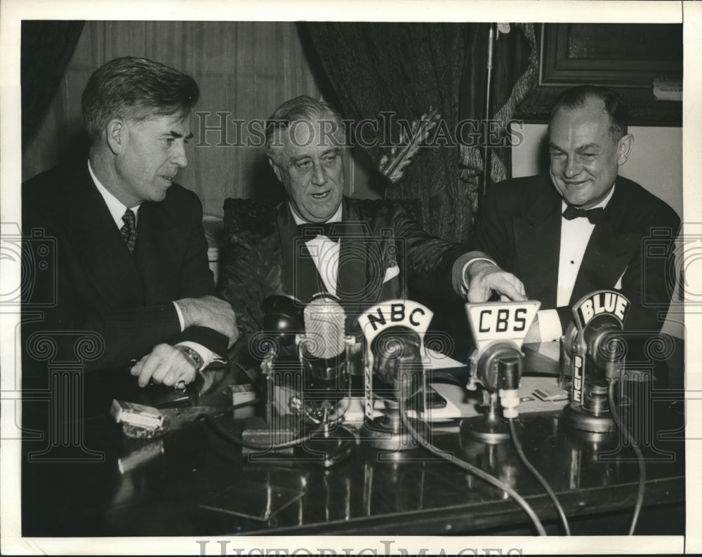 1942 Press Photo Pres Roosevelt Spoke to Farmer in Commemoration of Farm Program- Historic Images