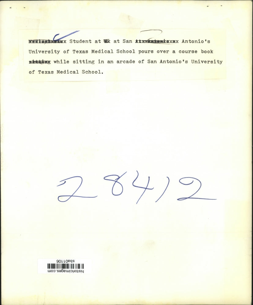 Press Photo Student at San Antonio's University of Texas Medical School