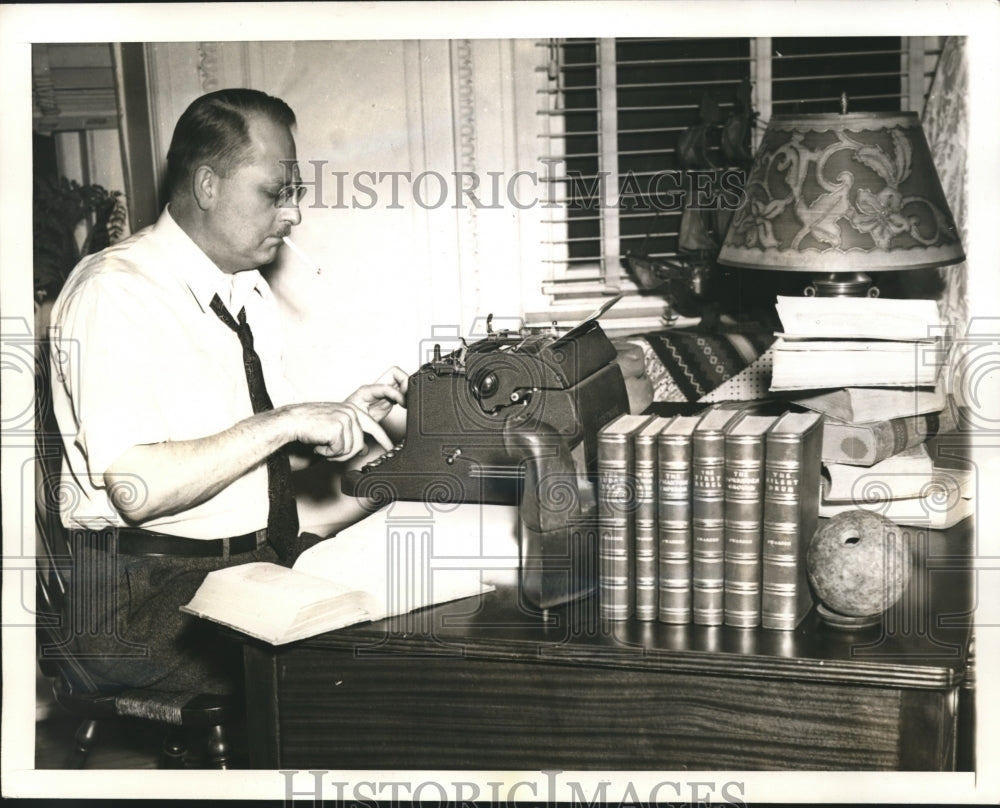 1941 Press Photo Neil Swanson Editor of Baltimore Evening Sun to Write Novels