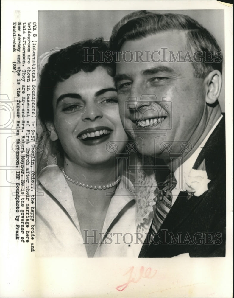 1957 Press Photo Robert Mayner &amp; Bride Helen Stevenson at Wedding - First Church- Historic Images