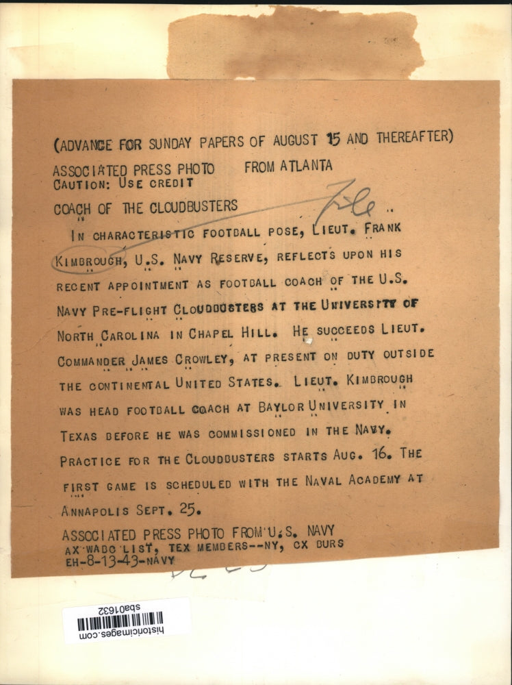 1943 Press Photo Lt. Frank Kimbroug of U.S Navy and U.S. Navy Football Coach