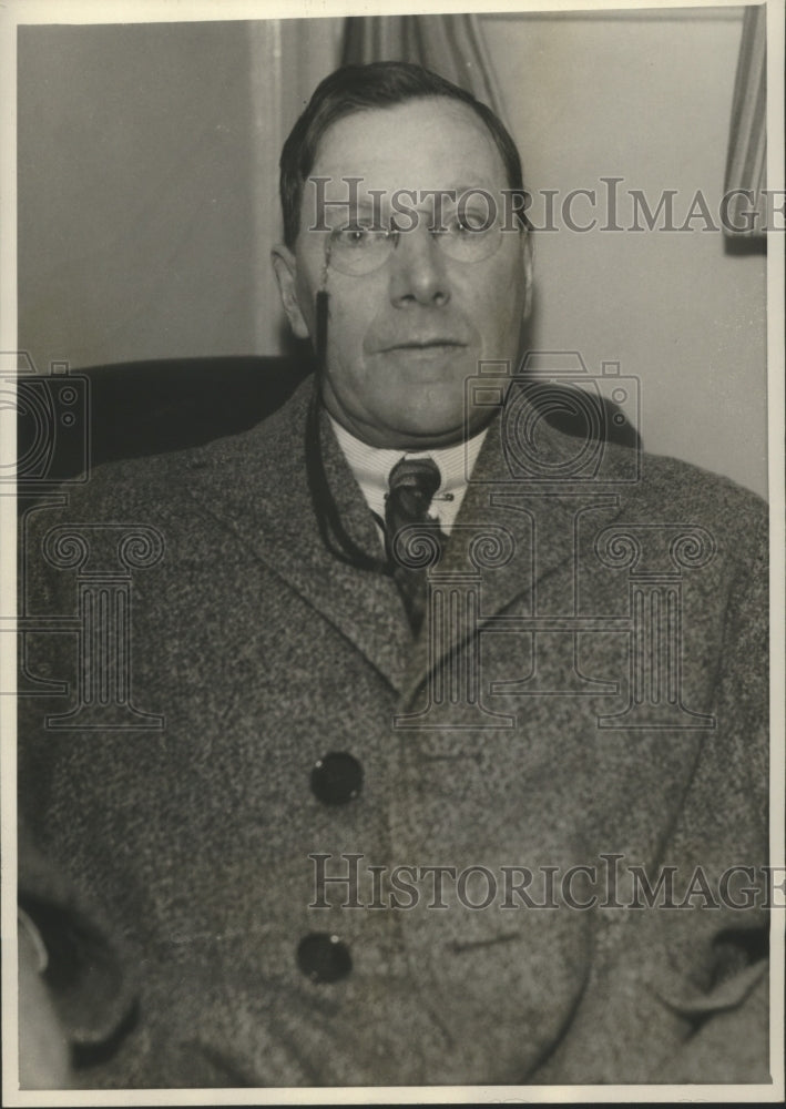 1931 Press Photo Francis A Russell aboard the steamer Calawaii in Los Angeles