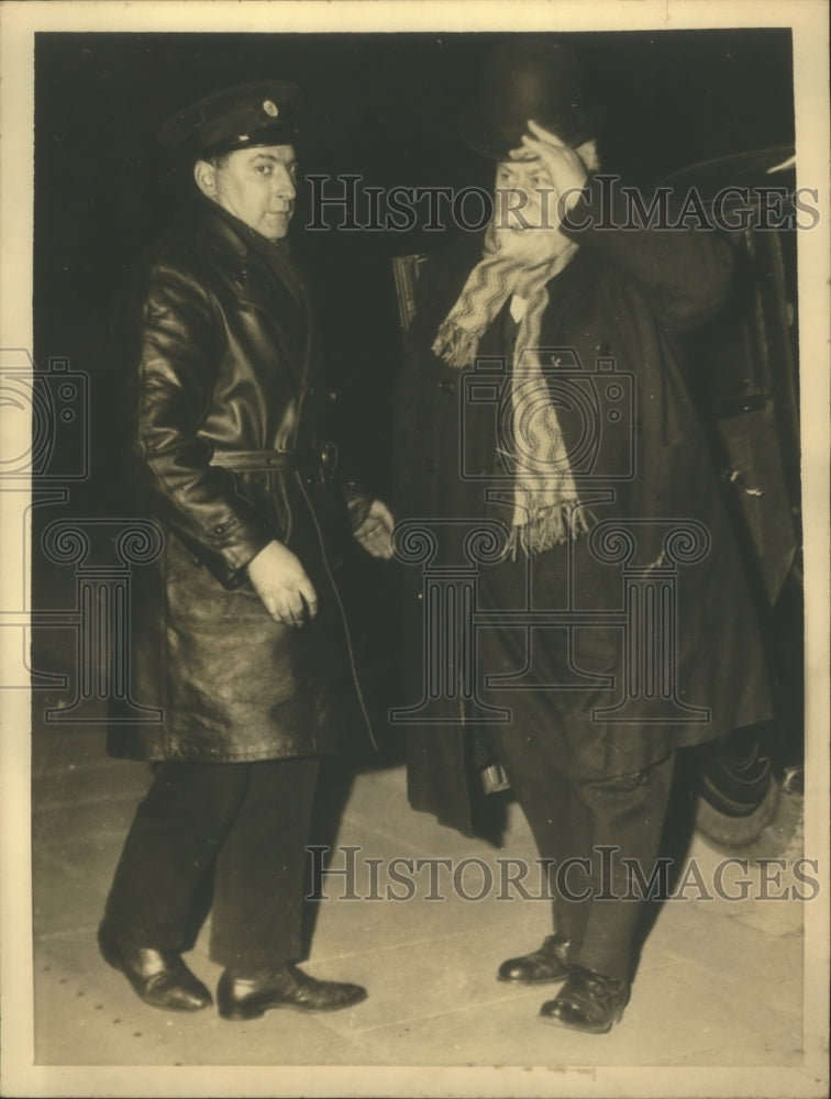 1933 Press Photo Paris France MH Cheron of Finance committee at Chambers- Historic Images