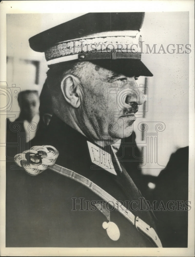 1940 Press Photo Marshal Feuzl Cakmak in military uniform - sba02002
