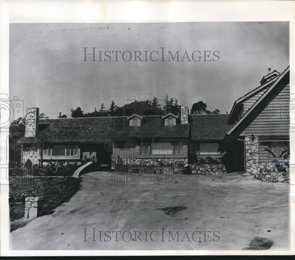 1957 Press Photo Finished Home in Beverley Hills for Barbara Hutton Son.- Historic Images