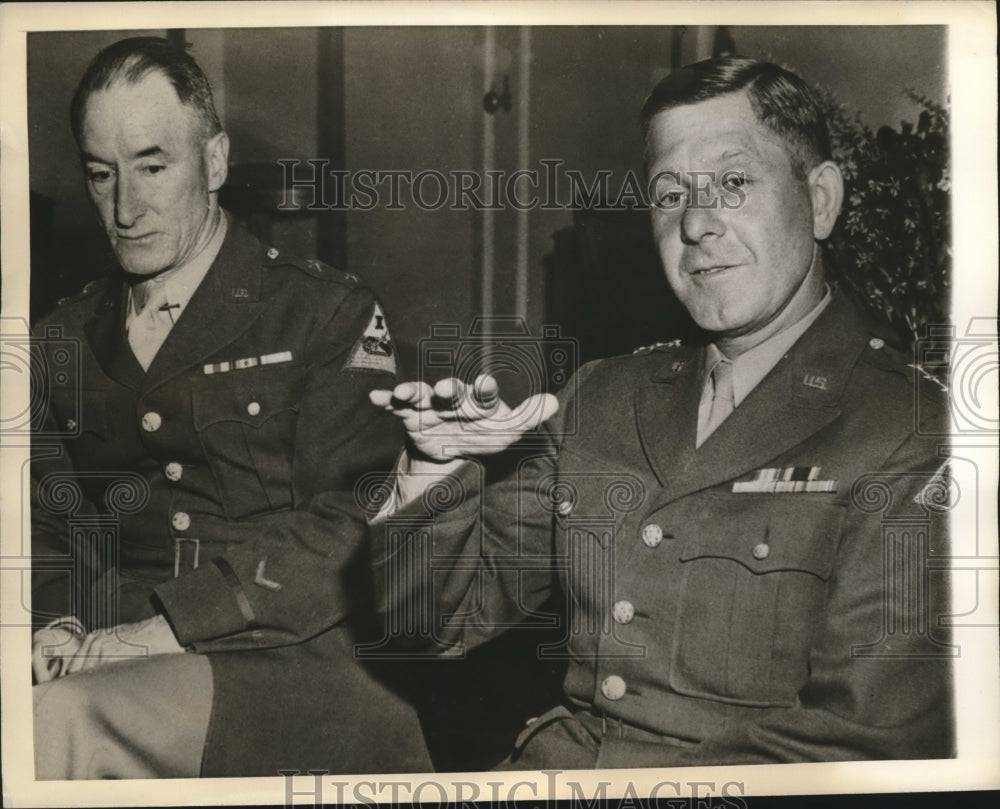 1943 Press Photo Lt. Gen. Jacob Devers and Maj. Gen. Alvan Gillem - sba02367- Historic Images