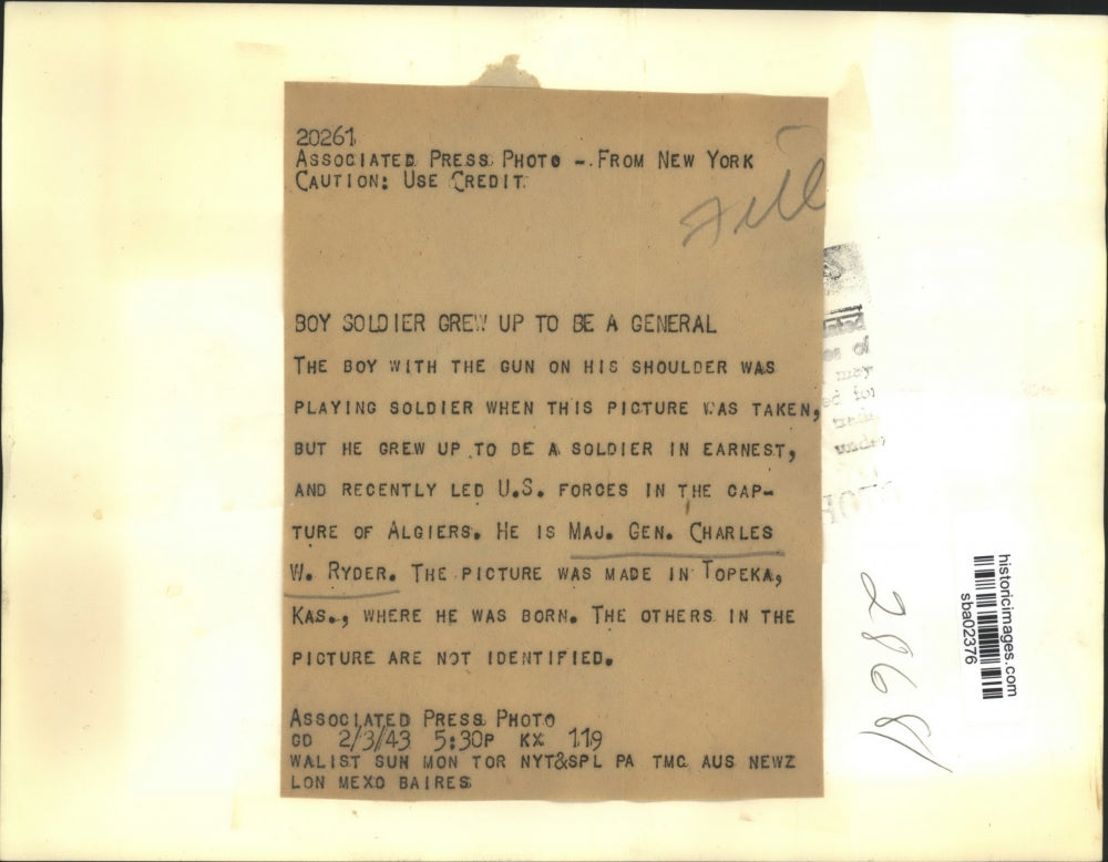 1943 Press Photo US Maj. Gen. Charles Ryder, 2nd from right, during childhood