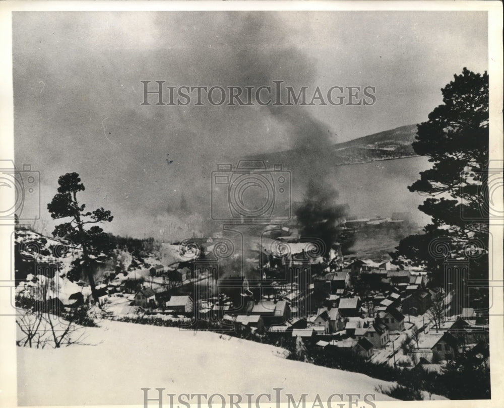 1940 Press Photo View of Namsos After Being Bombed & Set Afire by Nazi Warbirds- Historic Images