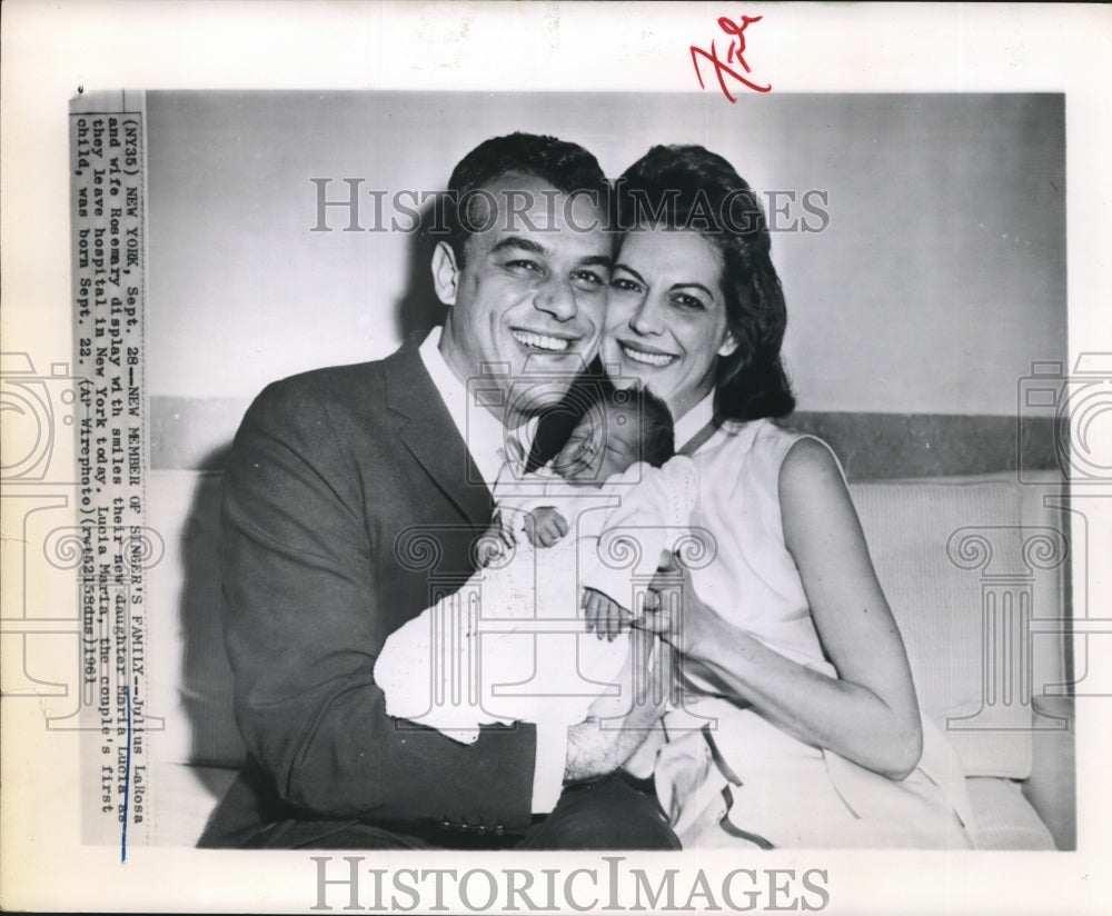 1961 Press Photo Julius LaRosa and wife Rossemary with newborn daughter- Historic Images