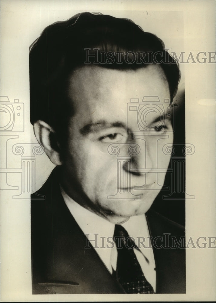 1938 Press Photo Dr Frederick Henschel whose wife Hazel is seeking separation