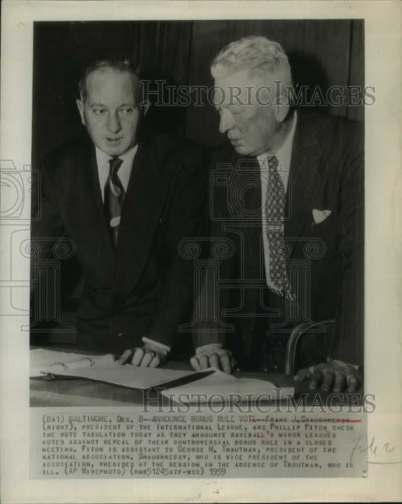 1959 Press Photo Baseball International League Frank Shaughnessy & Phillip Piton