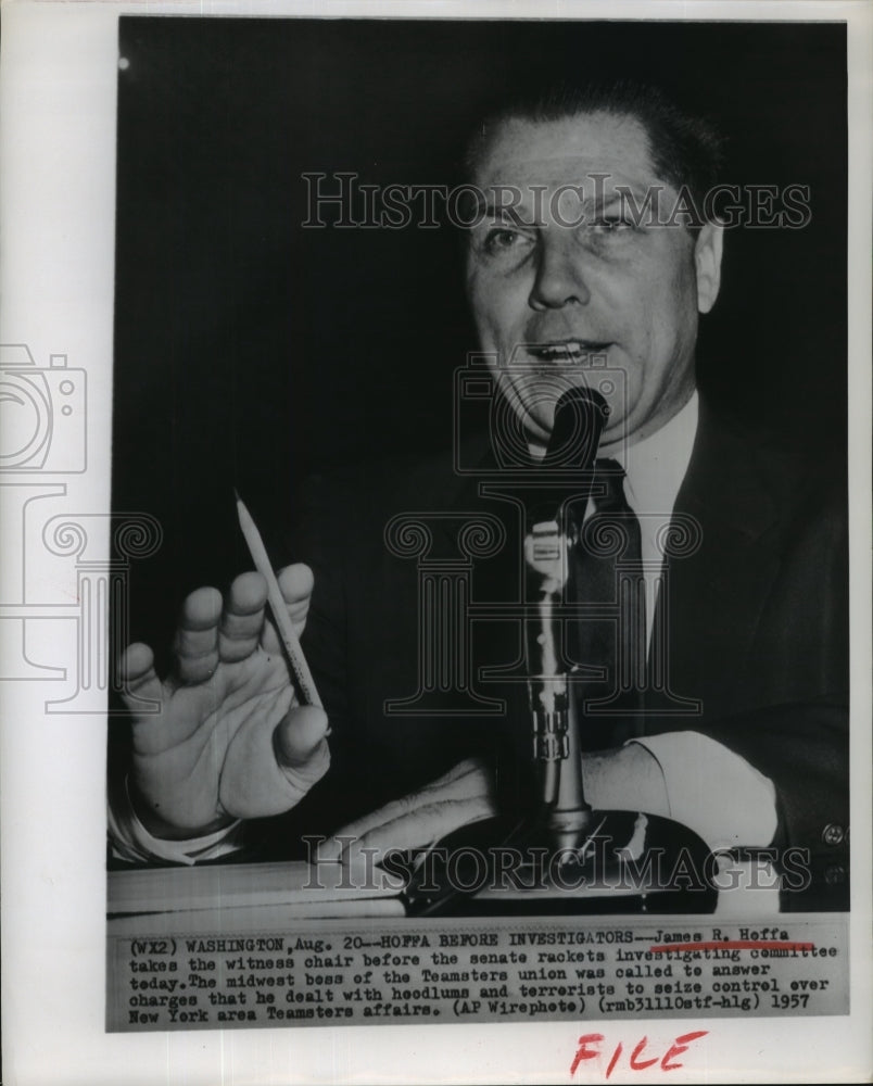 1957 Press Photo James R Hoffa testifies before Senate Committee - sba04715