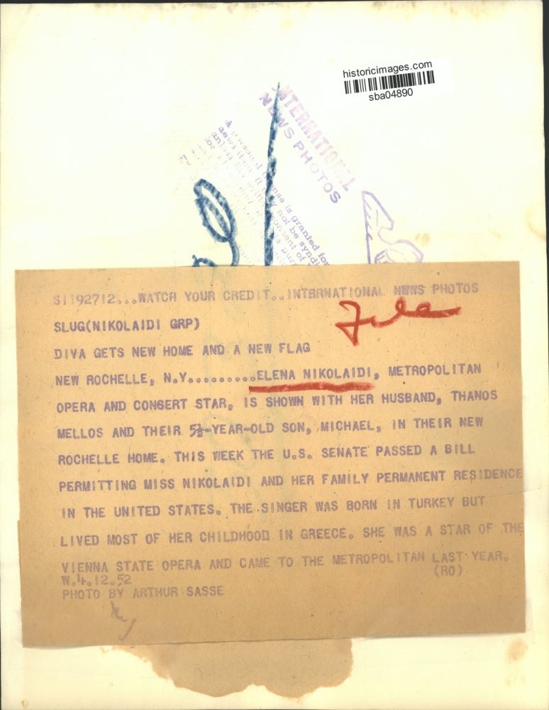 1952 Press Photo Elena Nikolaid Metro Opera Star and Husband Thanos Mellos & Son