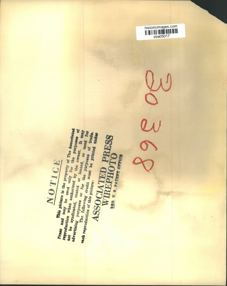 1955 Press Photo Pres & Mrs Eisenhower Leave White House for Gettysburg PA