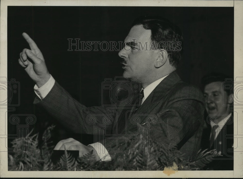1944 Press Photo Governor Thomas E Dewey gives Presidential campaign speech