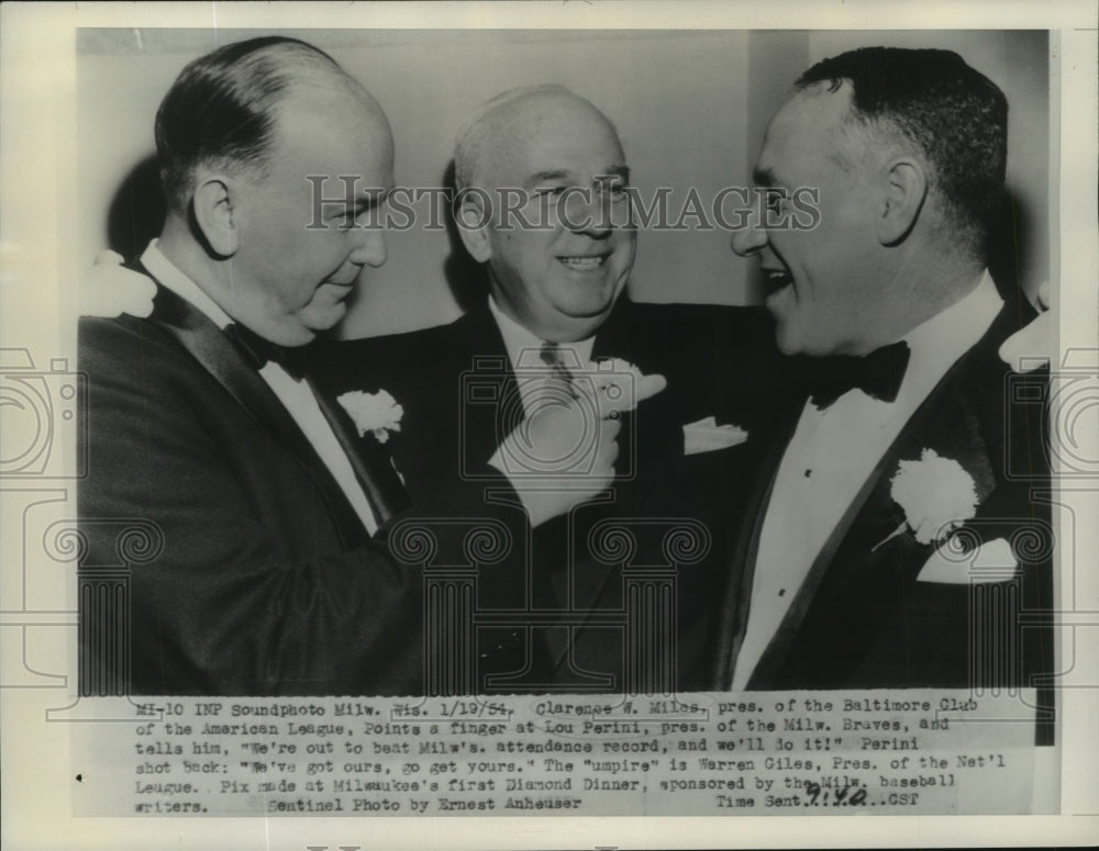 1954 Press Photo Clarence Miles, President of Baltimore Club points finger