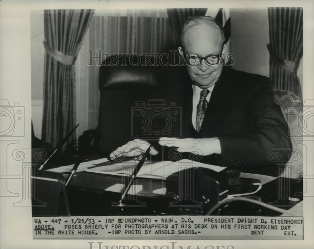 1953 Press Photo President Dwight Eisenhower poses at his desk - sba05635- Historic Images