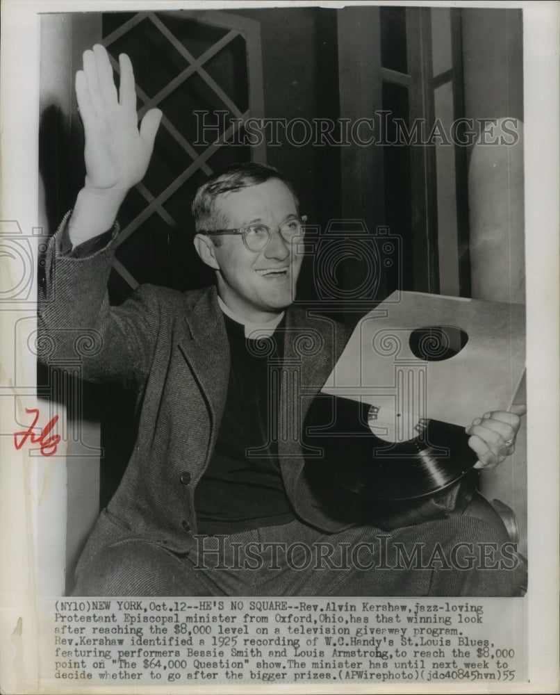 1955 Press Photo Rev. Alvin Kershaw Reaches the $8,000 Level on Game Show- Historic Images