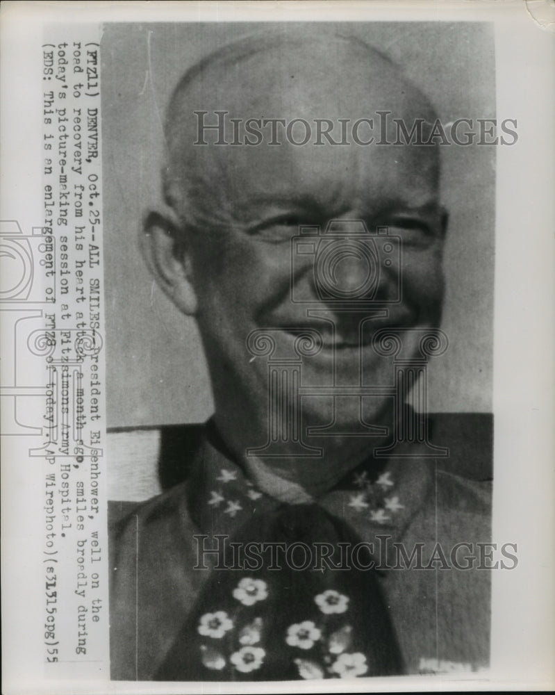 1955 Press Photo President Eisenhower at Hospital a month after heart attack