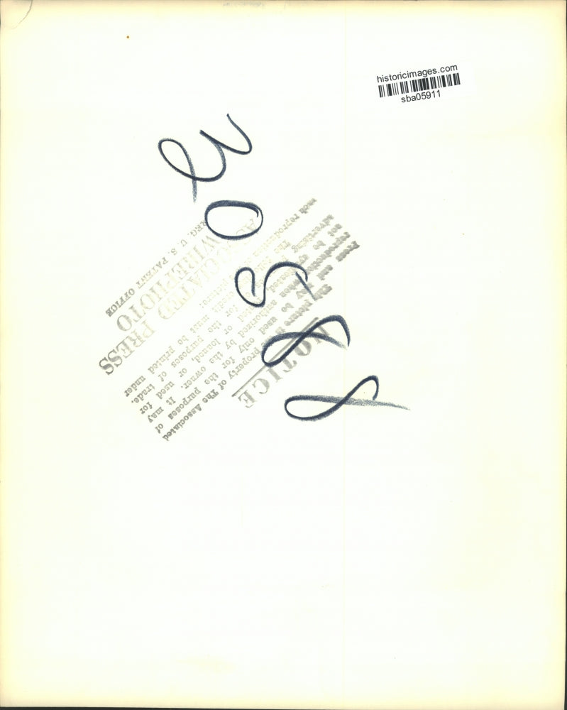 1955 Press Photo President Eisenhower at Hospital a month after heart attack