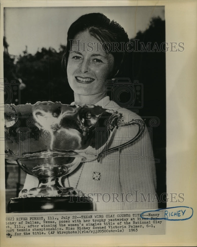 1963 Press Photo Nancy Richey wins the Clay Court Tennis, Women&#39;s singles title- Historic Images