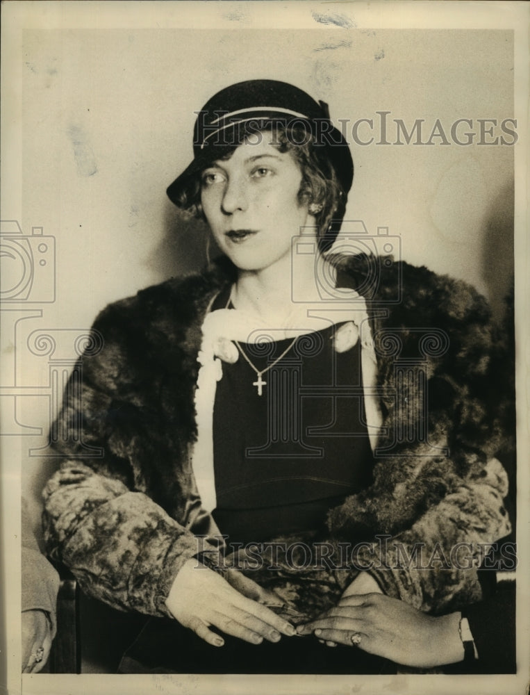 1934 Press Photo Mrs. Ignacio Cuevas appears at husband's court trial- Historic Images